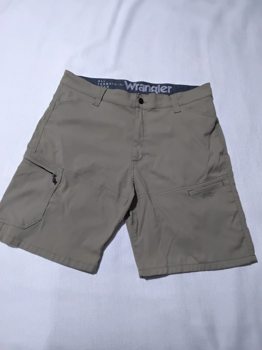 Wrangler ATG Men's Tan Cargo Shorts - Outdoor Utility Sz 36.